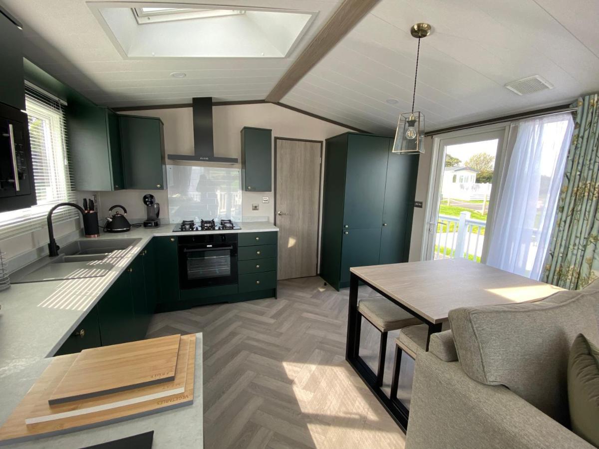 Riverwood Lodge New Quay Εξωτερικό φωτογραφία